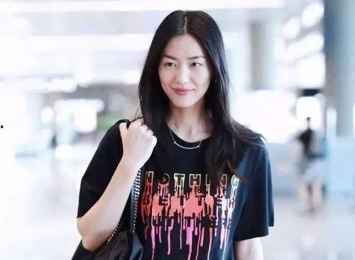 刘雯视频采访,揭秘超模背后的故事与心路历程